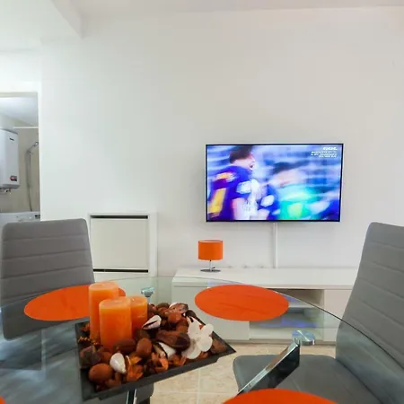 Apartment On San Julian *